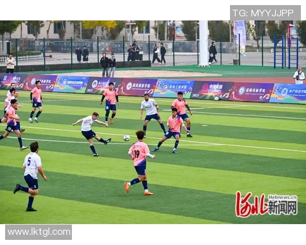 球星之女绿茵逐梦展风采诠释父辈荣耀与青春激情 球星之女绿茵逐梦展风采诠释父辈荣耀与青春激情